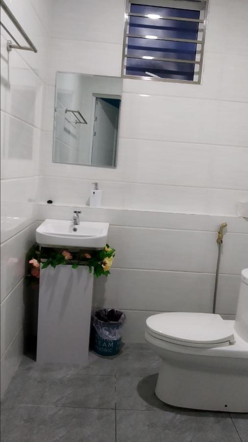 爱上海蓝蓝屋民宿 Blue Ocean Station Penampang Ngoại thất bức ảnh
